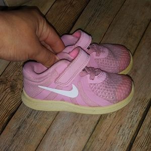 Free toddler nikes or $5